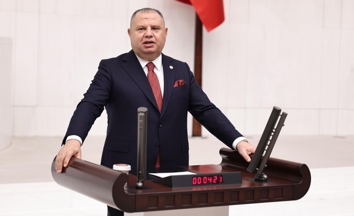 MHP'li Halil Öztürk Yerel Basının Sesi Oldu: "Yerel Medya Can Çekişiyor"